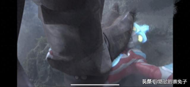 奥特之王救石化奥特曼（盘点一下新生代奥特曼TV最后一次变身）