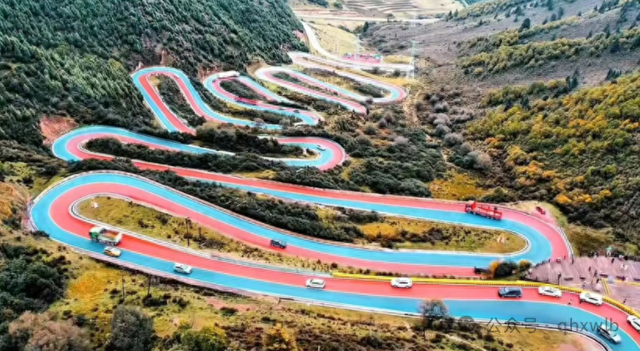 “环北龙山旅游风景道”荣获全国美丽公路称号