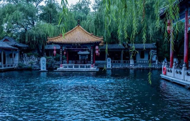 连续三天！大美济南在央视《2025中秋诗会》中熠熠生辉！