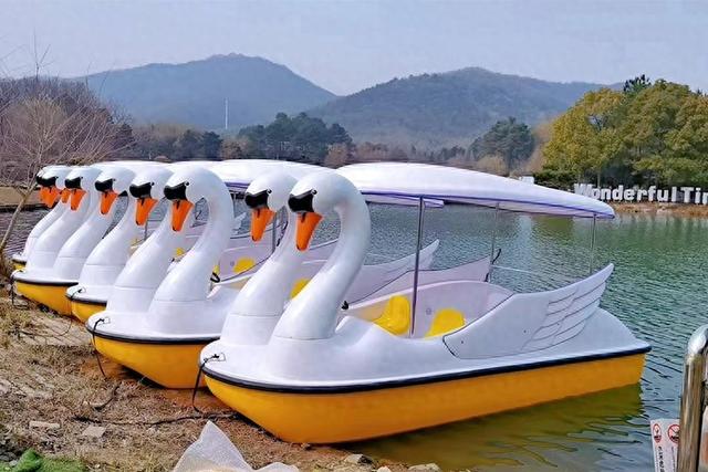 景区户外电瓶船选购指南：推荐靠谱又高性价比的厂家