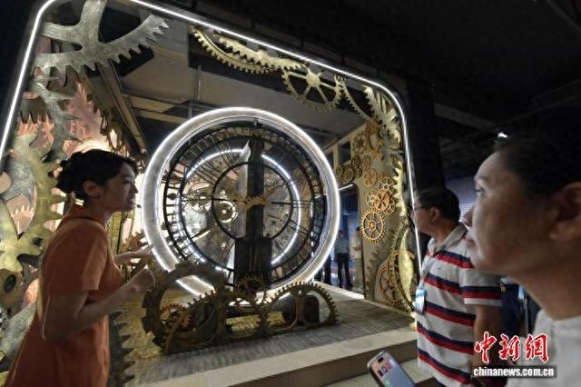 海外华媒漳州行：探寻千年古城工业与文化魅力