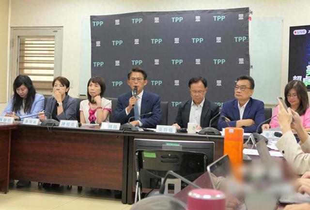 美国对台湾关税达20％！高于日韩的15%；赵少康：台湾经济动能将全面熄火，台积电已奉送、军购但拿不到武器