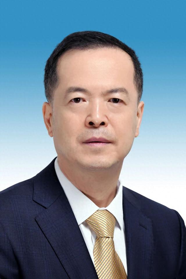 中央批准：迟耀云任上海市委常委、市纪委书记