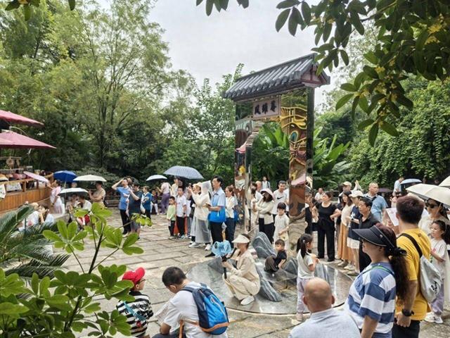 秋景与美食推高湖北国庆中秋假期旅游热度