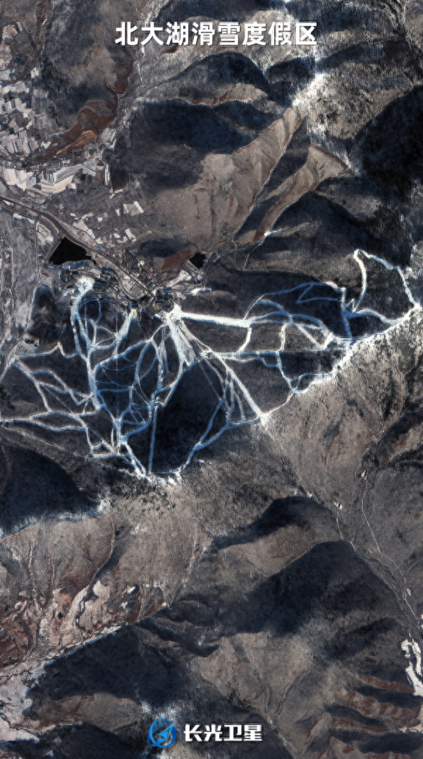 “吉林一号”卫星新闻｜60万米高空瞰吉林热雪开板