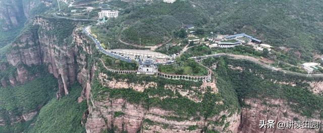 国庆涉县这个景区火了：稻田画美到窒息，农家菜让游客吃到扶墙