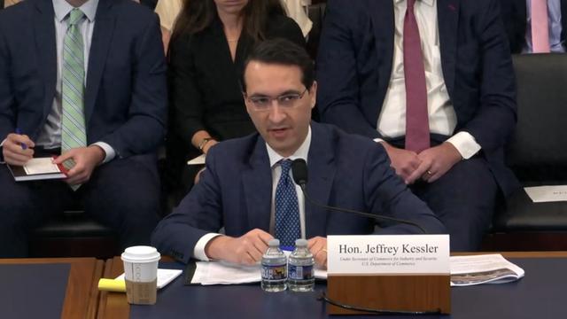 美企紧急喊话特朗普：再不停止穿透性制裁，将会被中国踢出供应链
