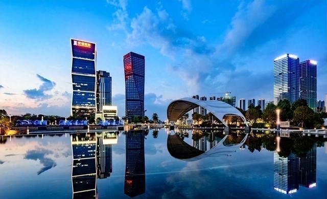 广州漂两年被节奏追着跑，佛山待几天，我才发现什么叫真正的生活