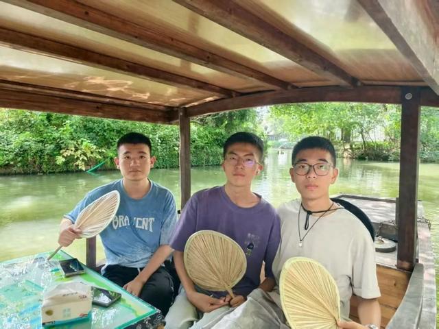 @十二师少年：这个夏天，“暑”你不一样！