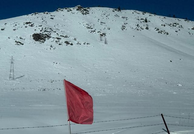 阿勒泰将军山滑雪，夕阳西下美景，我被这人间仙境震撼了