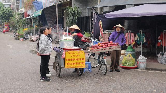 走进越南边境老街省，一桥之隔的中越城市差别有多大，对面是中国