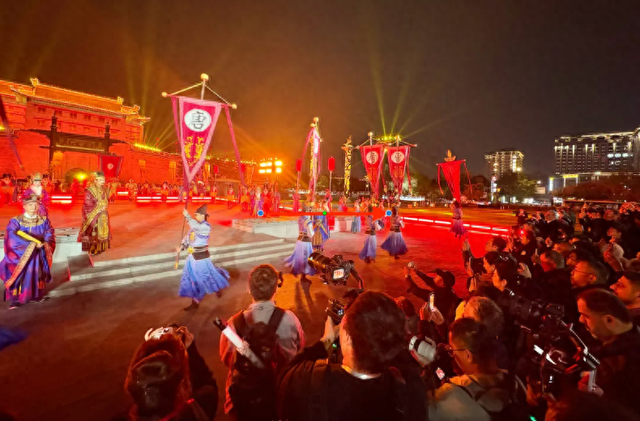 一秒穿唐！长安盛礼迎接世界嘉宾