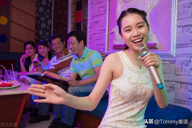 旋律翻译成英文是什么？（15秒记一个单词第3254个melodic）