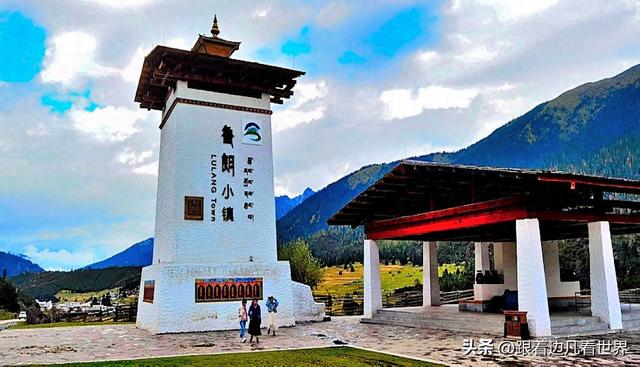 《八进西藏》空中俯瞰林海牧歌里，藏着鲁朗的宁静