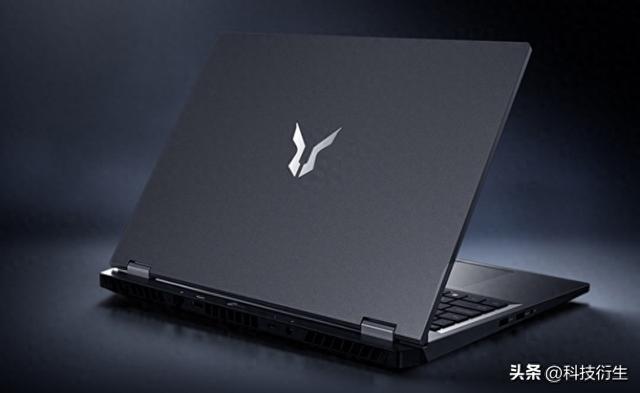32GB+1TB！新机官宣：8月28日，正式开售