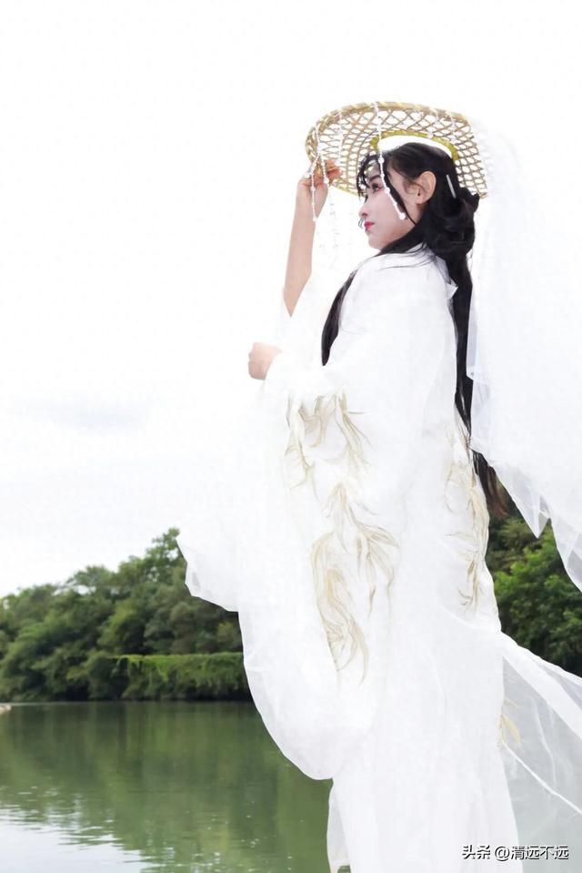 山水间烧烤，冬日里最野的暖！鱼水营地的慢时光