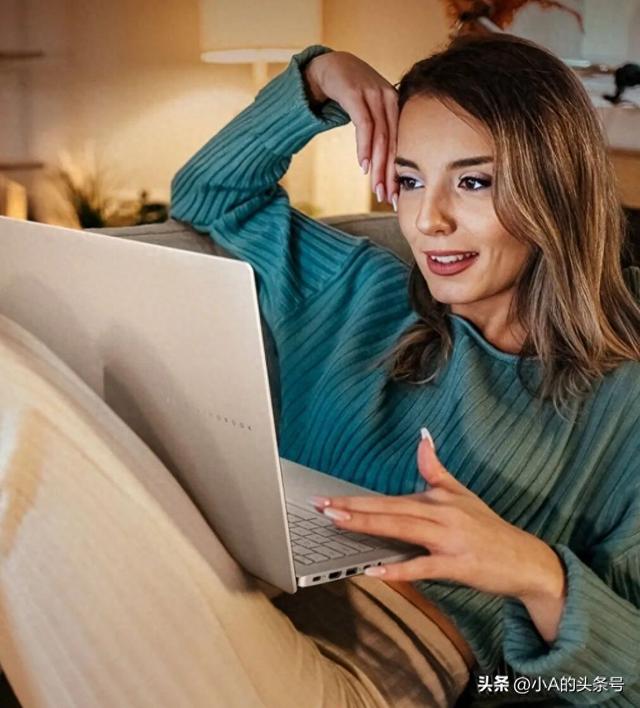 电脑鼠标一会动一会不动（电脑程序无响应别只会重启）