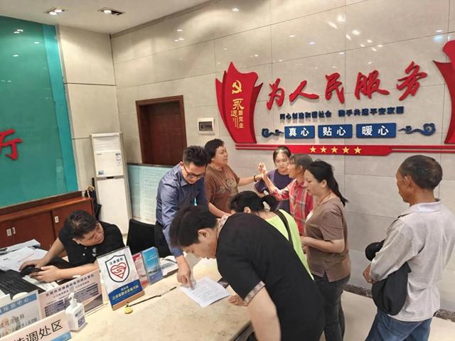 “全国模范人民调解员”黄德生的调解经