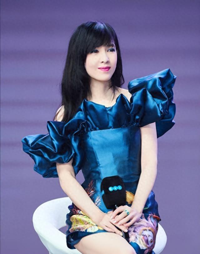 被戴8次绿帽子，3次被捉奸在床，这就是我们“玉女”守卫的爱情