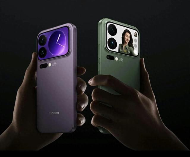 小米18系列实锤延续背屏！从“试水”到“王牌”这波操作值不值？