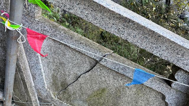 五问“越野车景区爬阶梯”：是否损害游客权益和影响生态环境