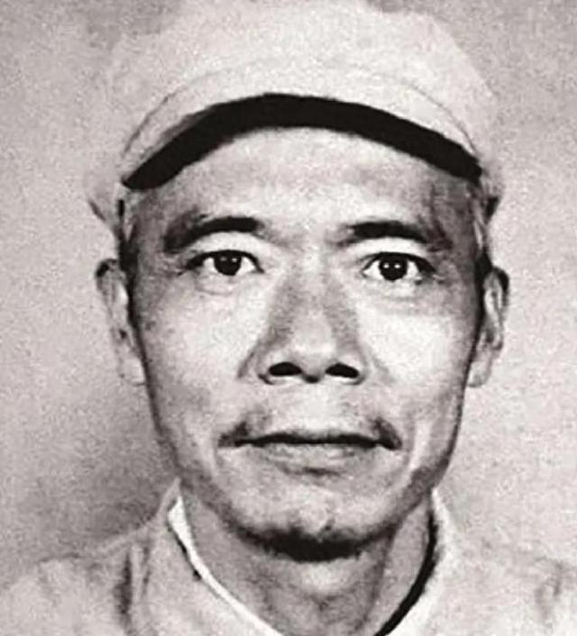 王牌特工娶了二婚女	，暴露前留话：若我没回来，毛泽东会管你吃穿