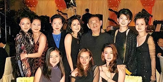 100多位情妇，包养费上亿元	，9女同床却落得个凄凉下场	、人财两空