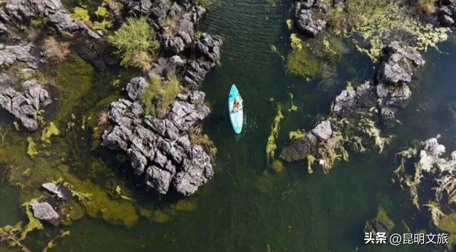 洗麻塘的石头在“冬浴”！央视点赞的石林秘境，还能这样玩