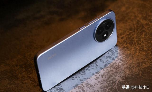 预算2000到3000元，双11可以“闭眼买”的3款手机，一步到位用6年