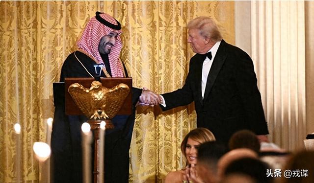 战机当礼物送！特朗普哄沙特开心，加沙人却在帐篷里挨冻