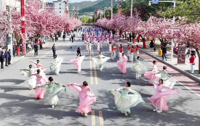 这个周末，来两当就对了！
