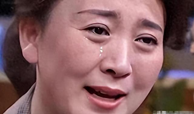 人狂必有祸！闫学晶事件又被扒出，这回谁也救不了"自掘坟墓"的她