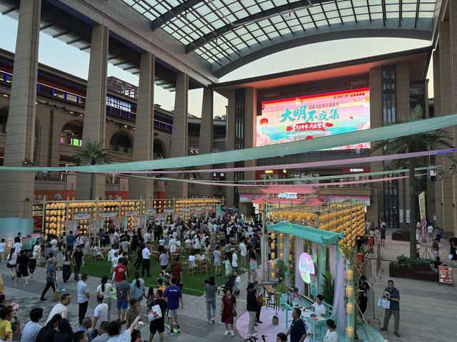 昌平夜游穿越大明 不夜集市点亮古韵新地标