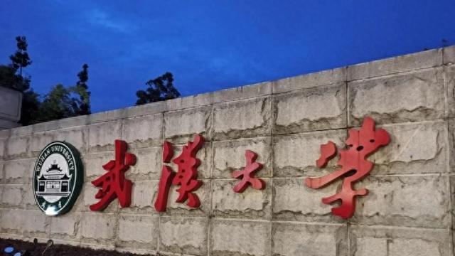 这八个字，既没有法治精神，也缺乏担当勇气