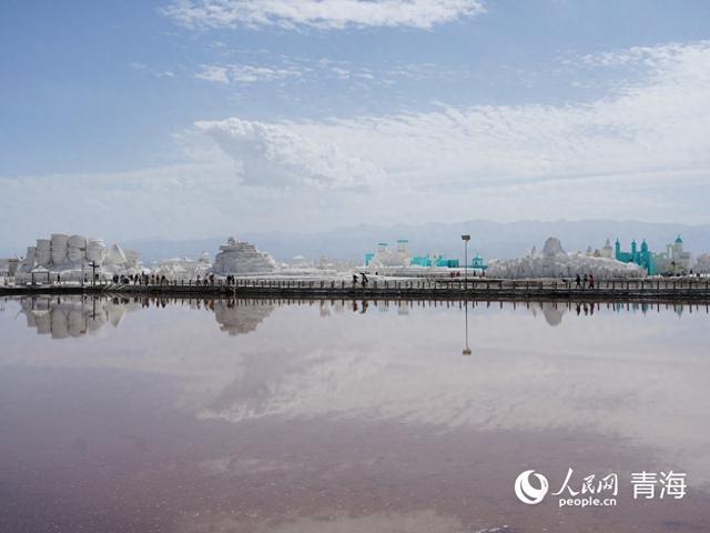 茶卡盐湖“咸”值变“现”值