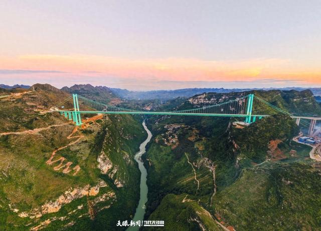 世界第一高桥・交通新地标｜中国桥梁看贵州：天下高桥 半在黔中