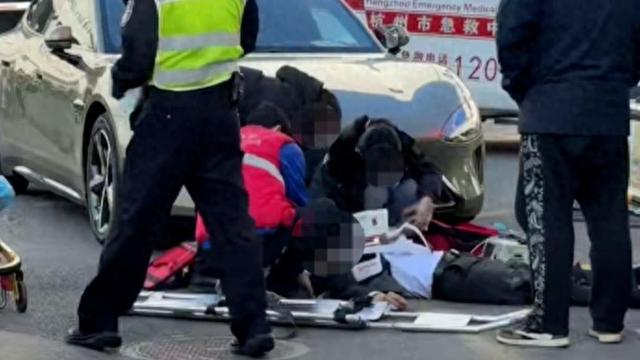 小米交付中心车祸	，被撞员工30多岁，已不幸离世