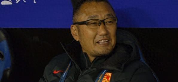意外！上村健一已官宣出任新东家主帅，带队表现和战绩却依然不行