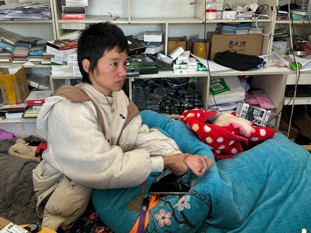 女子熟睡中遭丈夫掐脖致残案开庭，当事人：婚后他6次施暴，长辈劝我“躲着点”