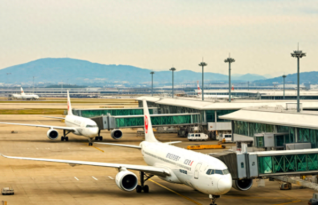 46条中日航线，航班已全部清零，面对中方警告，日民调：支持高市