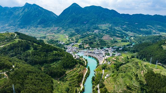 贵州罗甸：做热“亲水”夏日品牌 促全域旅游发展