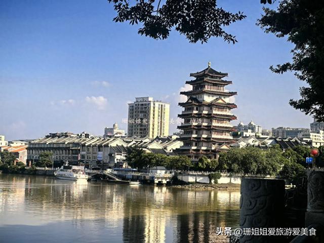 惠州地标“合江楼”，称东江第一楼，白天凭栏瞰全城，夜幕灯璀璨