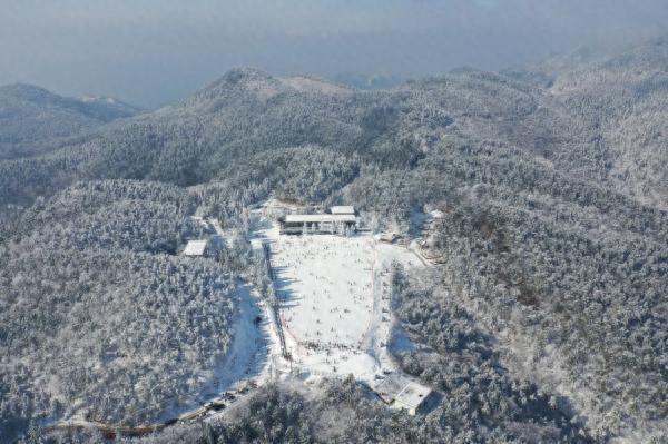 期不期待？宁波滑雪场预计本月中下旬“开板”