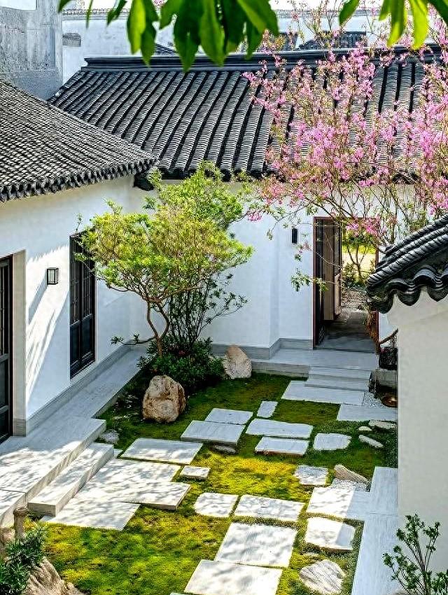 人到晚年！最好的归宿	，是一方院子