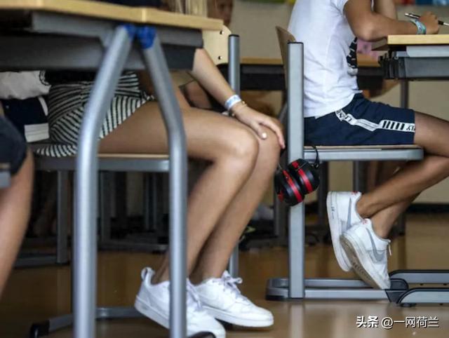 荷兰中年中学老师称被学生引诱发生性行为