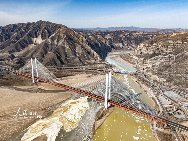 黄河流凌 蔚为壮观