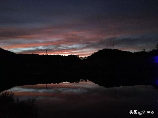 秋季钓鱼用什么饵料（给你一个深秋夜钓的建议）