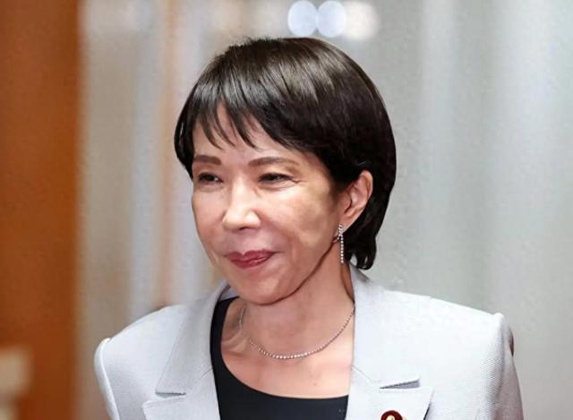 上台不到3个月，高市要提前大选，不到48小时	，收到中方一句警告