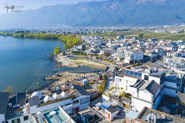 在洱海边感受“S”形的蜿蜒,无意间便按下了生活的暂停键