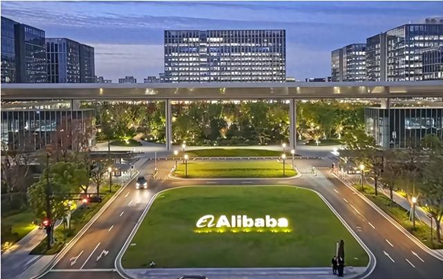 马云回归打出王炸！3800亿突围国产芯片, 攻克美国“卡脖子”技术